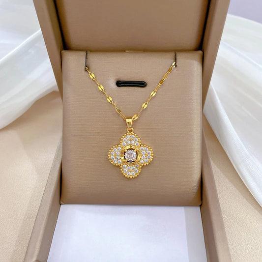 Collier trèfle porte-bonheur