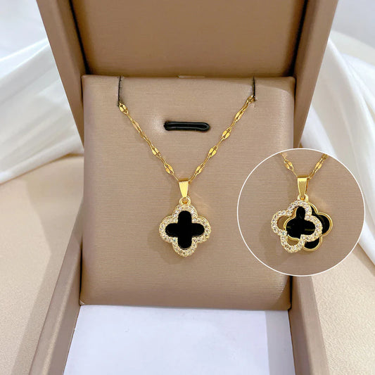 Collier trèfle double noir